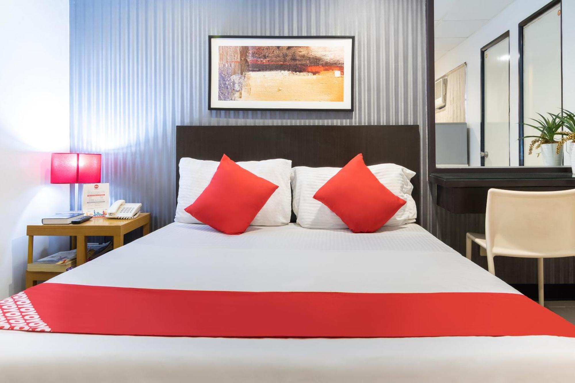 OYO 107 Orange Nest Hotel Manilla Buitenkant foto